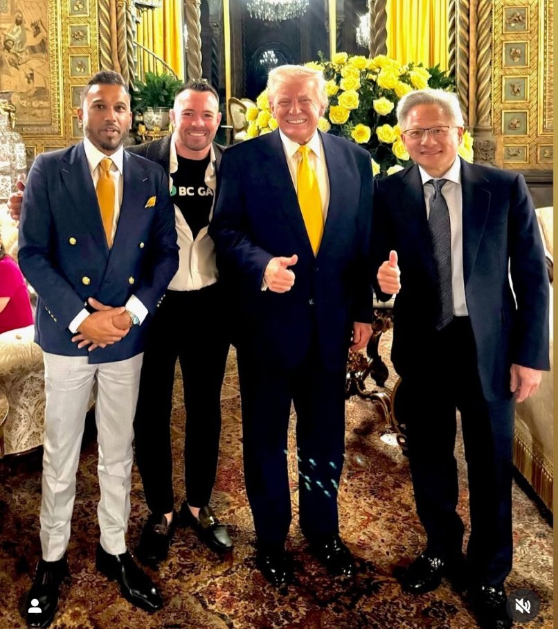 🚨 BREAKING : "Trump si fa un nuovo amico: NVIDIA e il suo CEO Jensen Huang sotto i riflettori!"