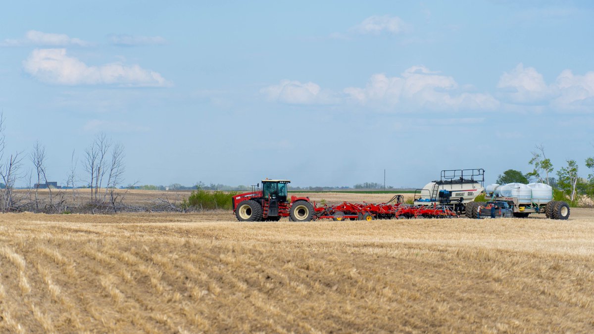 Watch out for farm machinery on the road because it’s seeding time in Saskatchewan!

Minister of Agriculture Daryl Harrison and Minister of Trade and Export Development Warren Kaeding joined producers yesterday to mark the start of spring seeding—a key step toward achieving