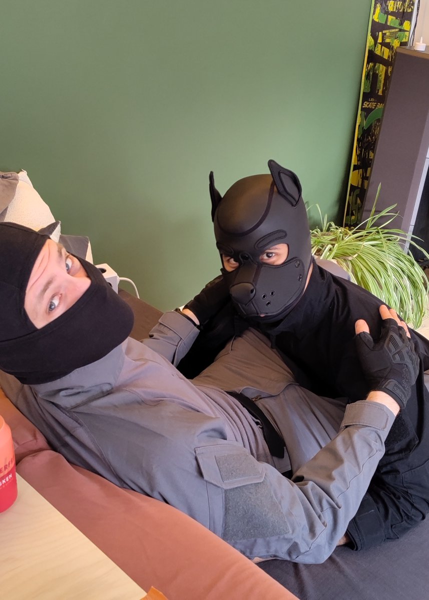 Am I a good boy, sir <a href="/romro_gear/">romro_gear</a>?