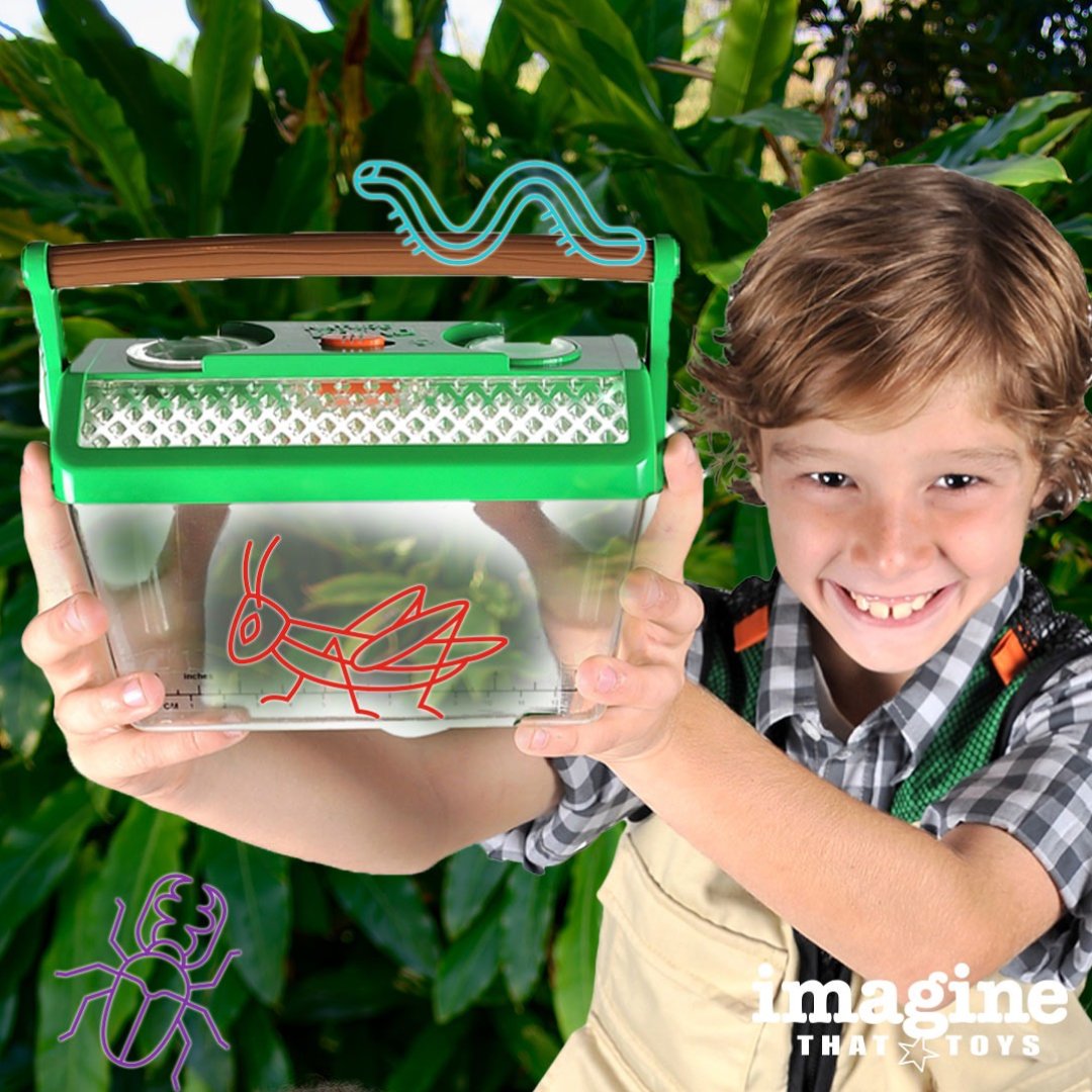 ImagineThatKS's tweet image. Don’t let the 🐜 🐞 bug you. Get a bug box complete with magnifying lens and 💡 to keep your crawly friends contained! What are your kids catching? 

#BugBox #Spring #Bugs #ImagineThatToys