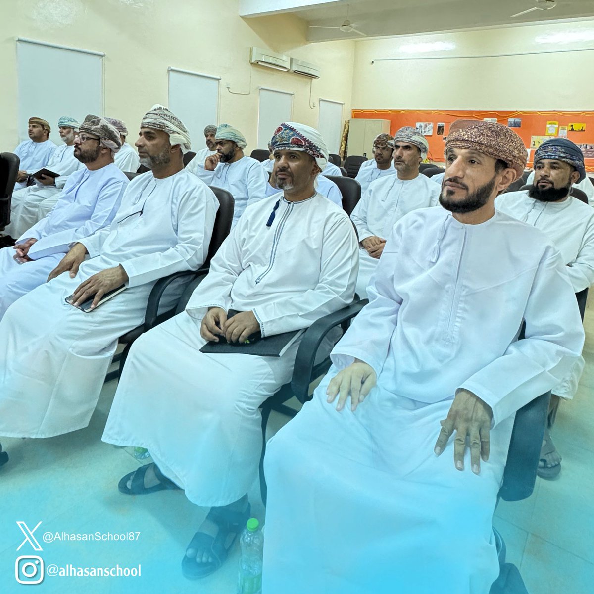 الأحد ١١ مايو ٢٠٢٥:
مدرسة الحسن تحتضن لقاء أخصائي مناهج العلوم بدائرة تطوير مناهج العلوم التطبيقية.