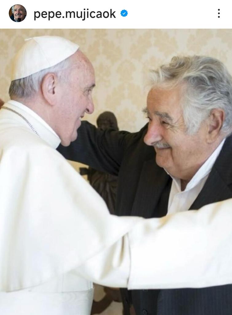IMENSOS HUMANITÁRIOS!
Última foto postada no Instagram do Mujica.
Olhem pela humanidade!