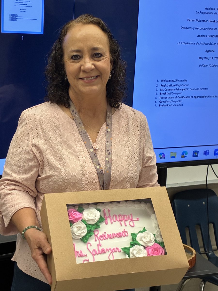 Thank you ⁦<a href="/AlmaSalaza16325/">Alma Salazar</a>⁩ ⁦<a href="/ACHIEVE_MISD/">Miguel Carmona, M. Ed.</a>⁩ ⁦<a href="/EcAchieve/">Achieve Early College High School</a>⁩ and parent volunteers for your endless support! We appreciate you! ⁦<a href="/PFETexas/">Parent & Family Engagement Statewide Initiative</a>⁩ Happy Retirement Almita! You will be dearly missed! 💐💚💙🐆#partnership