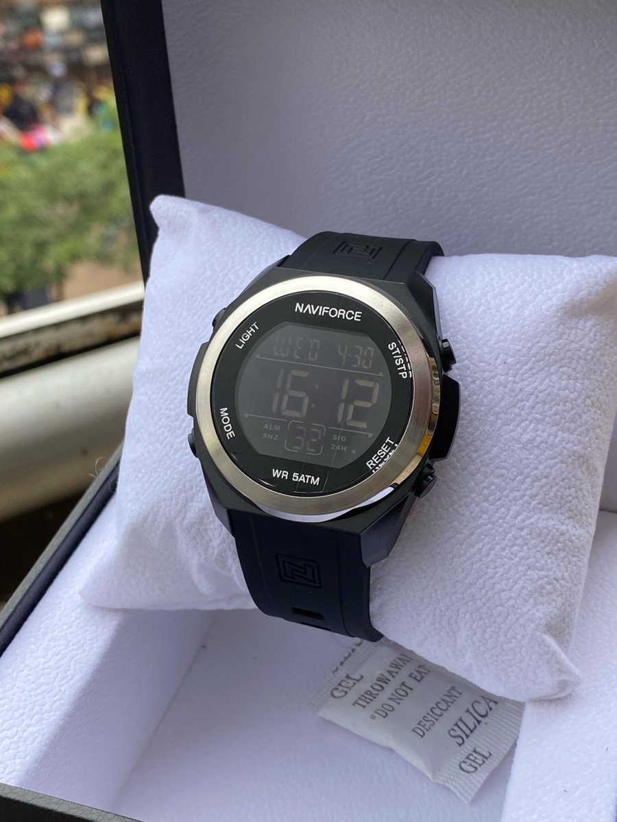 TimePiecesUg's tweet photo. #NAVIFORCE @130K 
https://t.co/XCEdTxzRJV https://t.co/3yNAeDf5y9