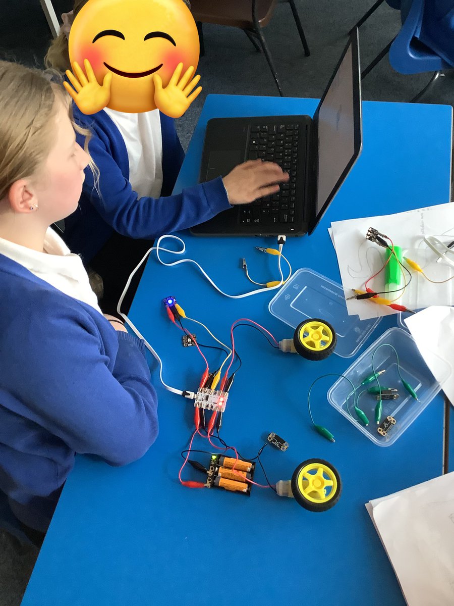 St John the Baptist (@sjbsolihull) on Twitter photo The children are programming their ‘crumbles’ in physical computing. #STEM #SJBComputing <a href="/OurLadyandAllS1/">Our Lady and All Saints Catholic MAC</a> <a href="/BCPP__/">🧡Catholic Primary Partnership🧡</a> The children are programming their ‘crumbles’ in physical computing. #STEM #SJBComputing <a href="/OurLadyandAllS1/">Our Lady and All Saints Catholic MAC</a> <a href="/BCPP__/">🧡Catholic Primary Partnership🧡</a>