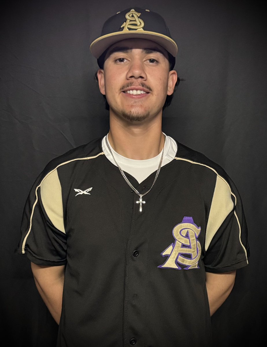 Sr. Anikan Tavarez #12