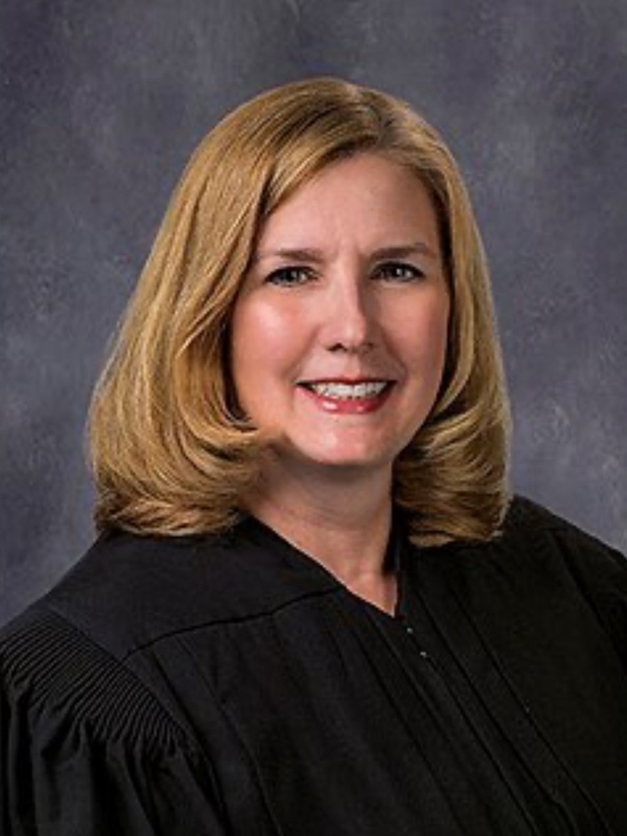 MAGAVoice's tweet image. BREAKING 🚨 Federal Judge Stephanie Haines just ruled Donald Trump’s use of the Alien Enemies Act is justified to deport Gang Members 🔥
"The Court finds that the Proclamation meets the definition of 'predatory incursion' under the AEA”
THIS IS A MASSIVE WIN
