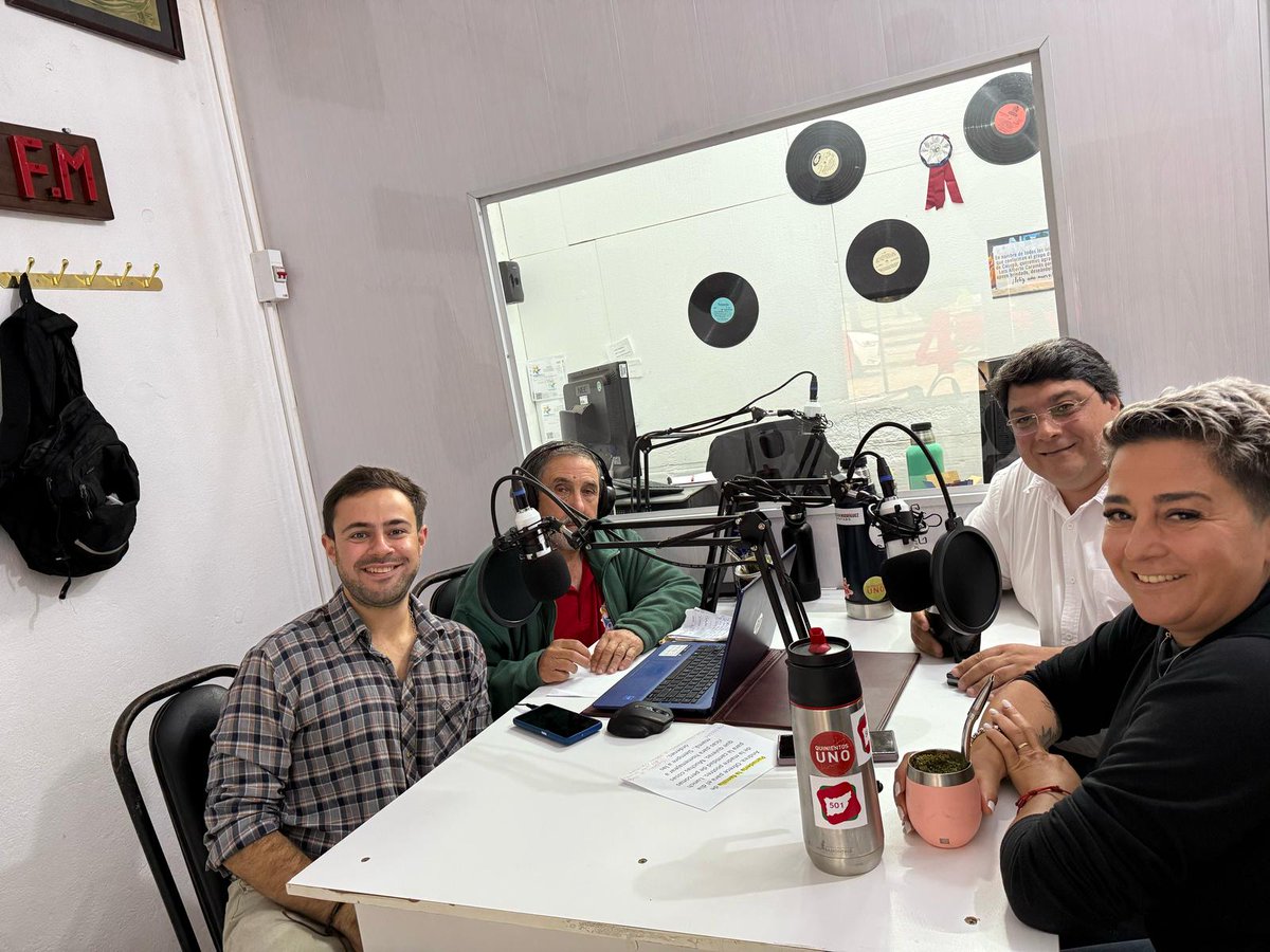 Gracias <a href="/lanzadib/">Pablo Lanz Adib</a> por dejar todo de vos y por enseñarnos de unidad y empatia .
Sin dudas éste Espacio tiene muchos motivos para seguir adelante ...
Somos y seremos la voz de los que no pueden hacerse oír porq aún en esas minorías hay un pueblo q nos necesita 💪