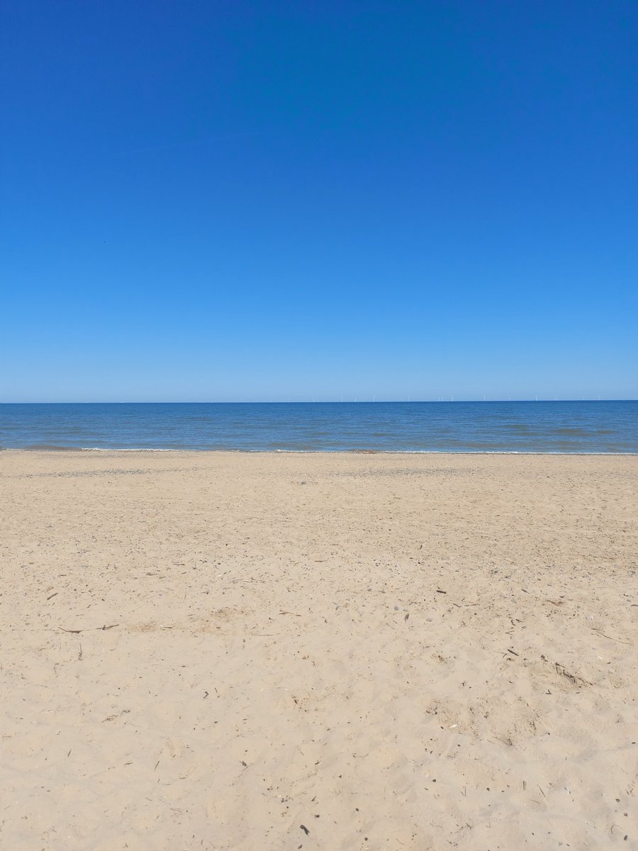 PerffaithSimmer's tweet image. Beach day! 🏖