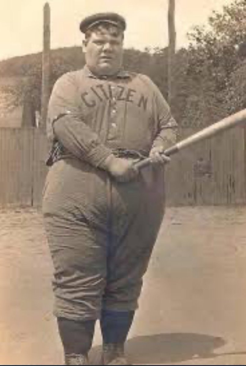 MYompton's tweet photo. @KenCarman @KenCarman Didn’t you play with some of those dudes? https://t.co/4ikAfumiF5