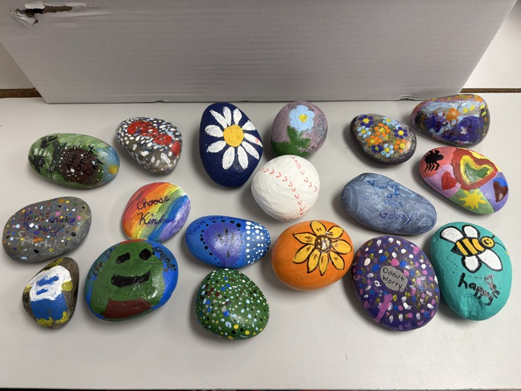 DCEsuperhornets's tweet photo. Our 2nd graders are spreading kindness one rock at a time! They painted colorful 'Kindness Rocks' for A is for Art Day and hid them around our community to brighten someone’s day. If you find one, smile, then hide it again to keep the joy moving. #DCERocks #SnapShotsOfLearning https://t.co/vSd4tYfAP9