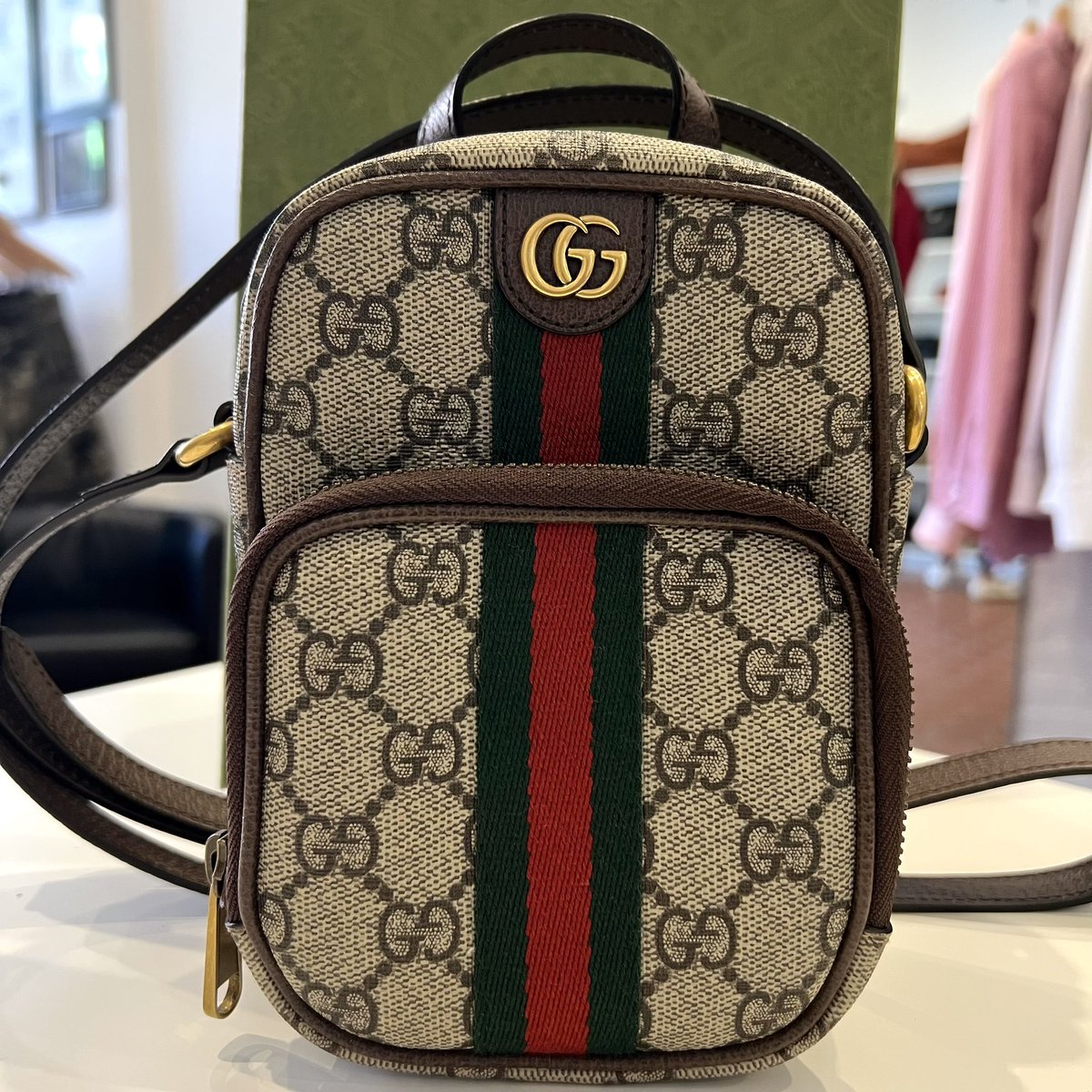 vintagetastebos's tweet image. A great day for some Gucci! We always love getting new Gucci pieces in store, like this Mini Ophidia Messenger Bag, necklace &amp;amp; sunglasses. 

Click our website Product page for designers, sizes &amp;amp; prices. 

#womensconsignment #mensconsignment #highendconsignment #highendfashion