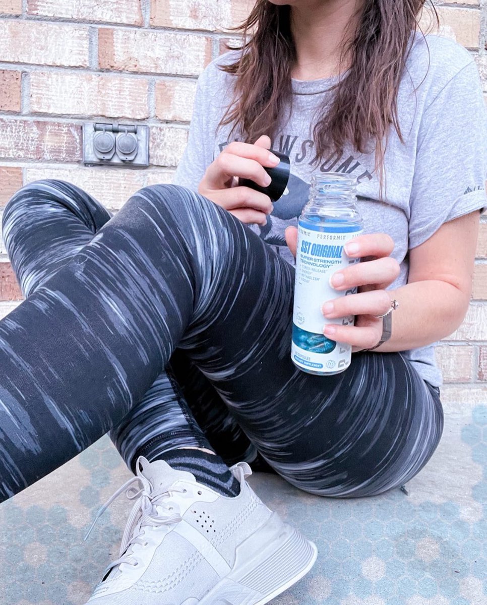 PerformixDriven's tweet image. Cool for the summer
Stay sharp, energized, and lean when it counts.
SST Original powers your focus, fuels your day, and keeps you looking as good as you feel.
Available at GNC and Amazon.