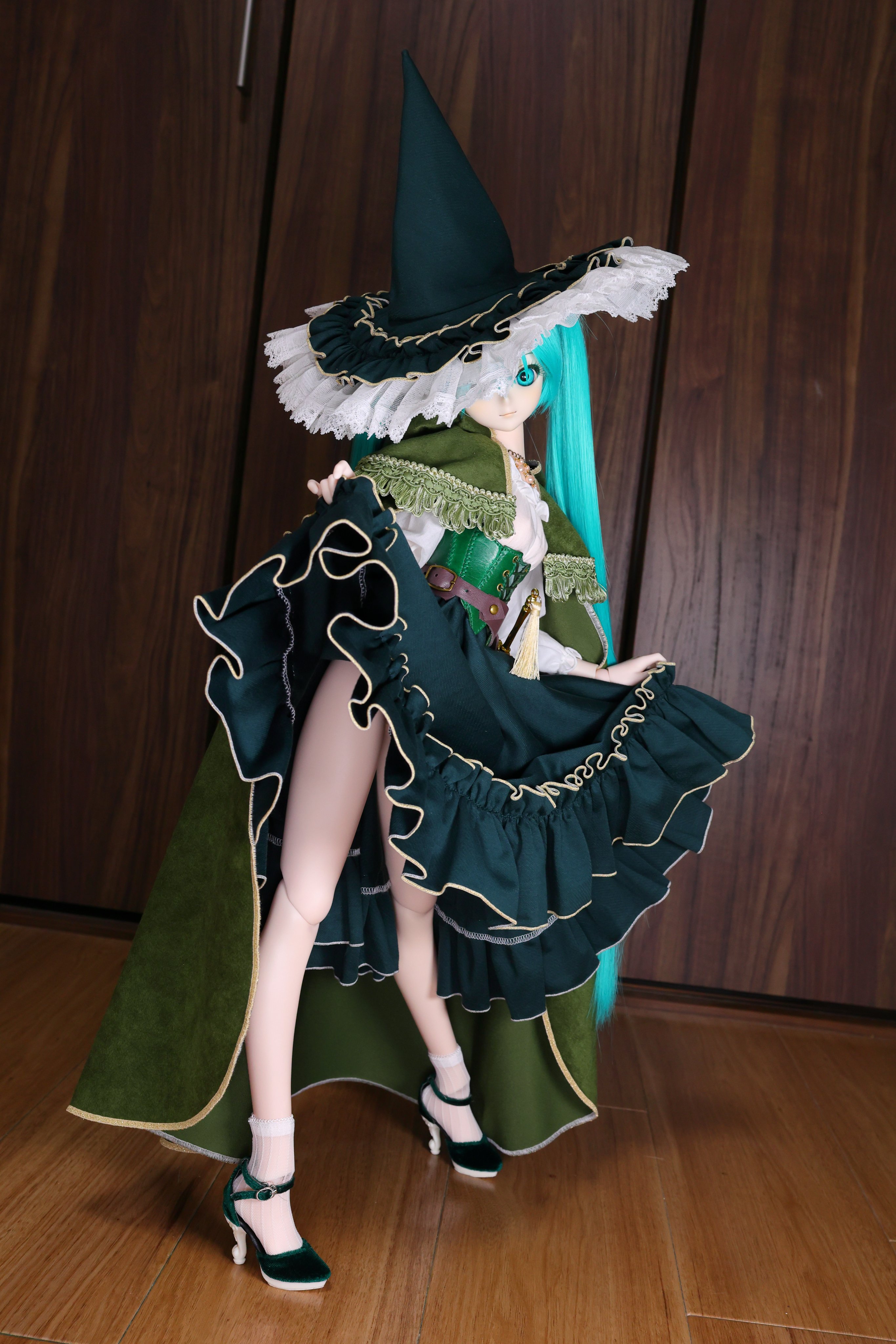 3人の魔女（GUMI） (@meeeeeeeeegumi) / X