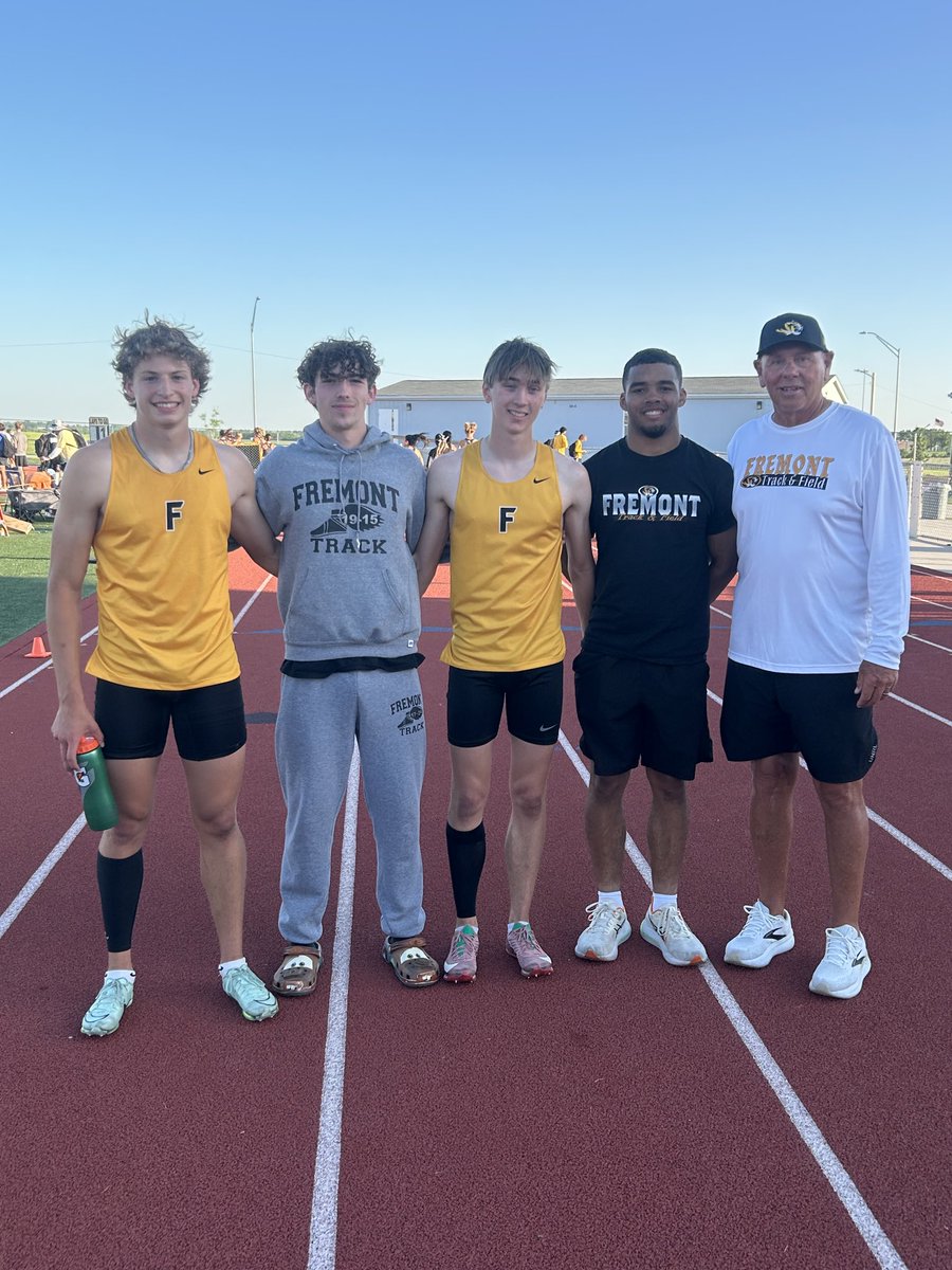 Fremonttrack's tweet image. A 20 year old School Record goes down as the Tiger quartet clinches a State birth!