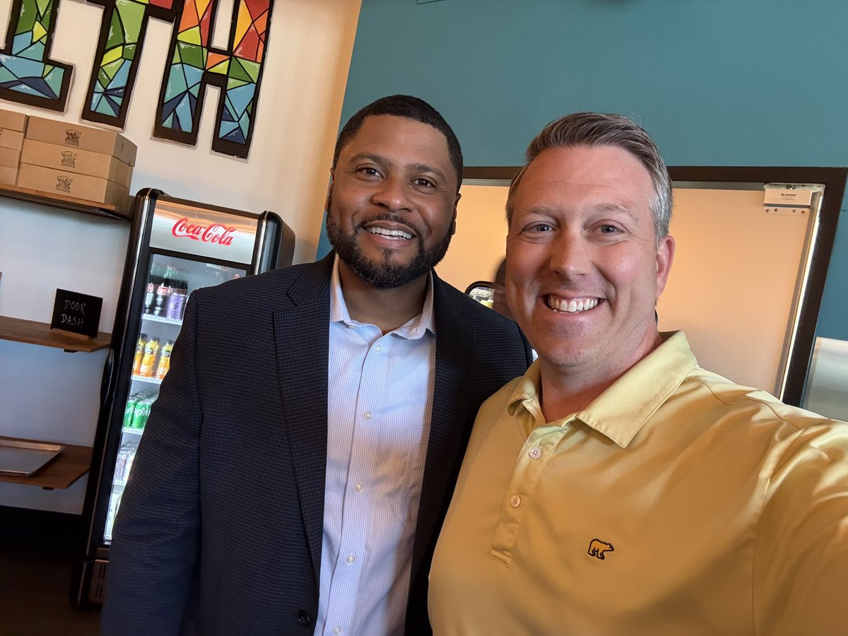 Chadaull's tweet image. Honored to attend the 2025 Grassroots Black Leadership Awards hosted by The Lexington Black Prosperity Initiative.

Celebrating the powerful impact of Black leaders and organizations who are creating change, building community, and driving equity from the ground up.