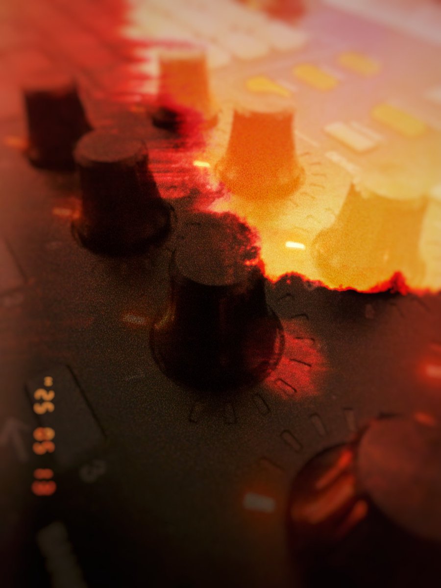 Fall_In_Trance's tweet photo. ... So LoFi ...
•
•
#lofi #newmusic #set #futureart #dj #photography #club #unsignedartist #future #mystic #dj #day #controller #music #art #djcontroller #night #work #photograph #art #crazy #linkinbio #funny #fyy #producer https://t.co/SJN8zkaeOU