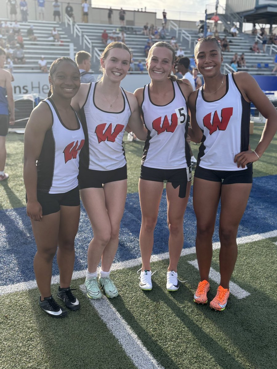 🥇 District A-3 Girls 4x100m Champions 🥇