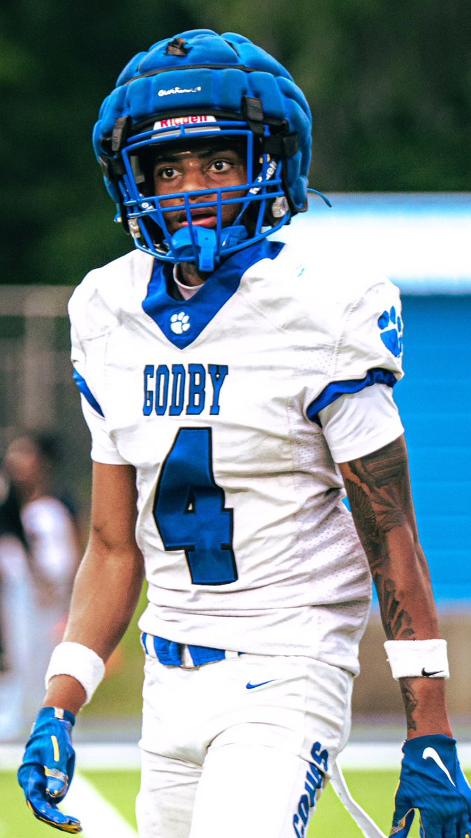 itsLJM6's tweet image. Student athlete. Level 5!!! Come check me out this Friday cox stadium Tallahassee fl. I’m a baller!! @CoachHolston @ApgCougarsFB @PrepRedzoneFL @UCF_Football @USFFootball @HCWillieSimmons @Coach_Norvell @Pitt_FB @NP_Florida @CoachBingham7 @CoachBertB @CoachMcCrayLHS