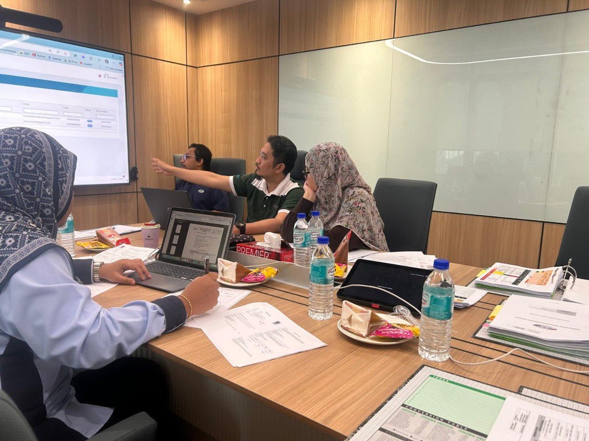 🔐 PUNB Continues SIRIM ISMS Certification (ISO/IEC 27001:2022)!

We are pleased to announce that PUNB has successfully passed the SIRIM Surveillance Audit conducted on 8–9 May 2025, reaffirming our certification and demonstrating our continued commitment to data protection,