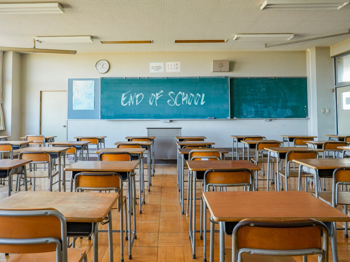 Before the final bell rings, give your tech some attention.

Our End-of-Year Tech Check blog has smart tips for storing, cleaning, and protecting student devices for the summer—and beyond.

Read now: hggear.com/blog/end-of-ye…

#EdTech #DeviceCare #EndOfYearPrep #SummerStorage