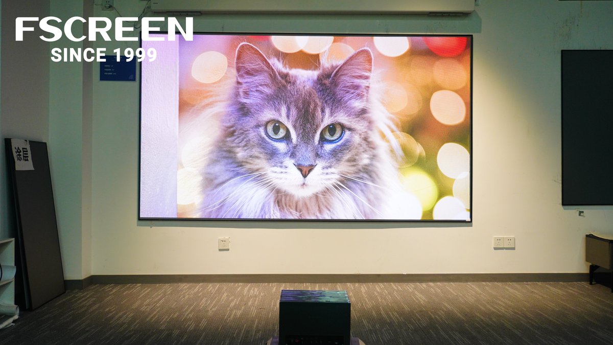 Fscreen1999's tweet image. Valerion VisionMaster Pro 2 + Fscreen Fresnel Projection Screen, your home theater &quot;MASTER.&quot;
#ValerionVisionMasterPro2 #Fscreen #HomeTheater #Projectionscreen #CinematicExperience #Fresnelscreen #Projector