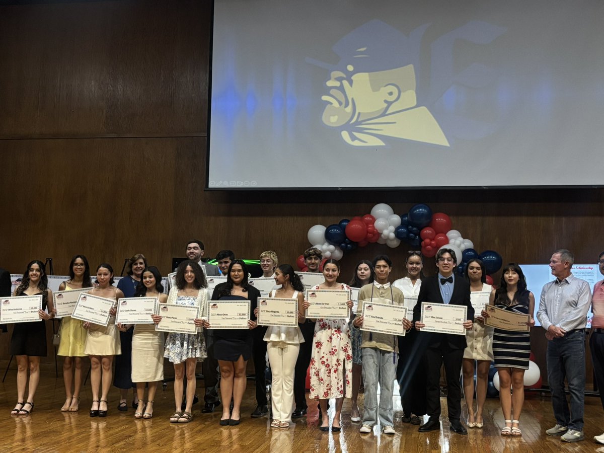 Bonita Torres (@btorres_ehs) on Twitter photo Congratulations to our Troopers who are YEF Scholarship Recipients 💙💛 <a href="/EastwoodHQ/">Eastwood High School</a> <a href="/mrmeastwood/">Martin Mota</a> <a href="/EASTWOOD_GOLD/">Tomas</a> <a href="/Boni1976Susana/">Susana Pedraza Bonilla</a> <a href="/myolivasedu/">Marie</a> <a href="/GutierrezF_/">Florencia Gutierrez</a>
<a href="/Team_Troopers/">Rodolfo Macias</a> Congratulations to our Troopers who are YEF Scholarship Recipients 💙💛 <a href="/EastwoodHQ/">Eastwood High School</a> <a href="/mrmeastwood/">Martin Mota</a> <a href="/EASTWOOD_GOLD/">Tomas</a> <a href="/Boni1976Susana/">Susana Pedraza Bonilla</a> <a href="/myolivasedu/">Marie</a> <a href="/GutierrezF_/">Florencia Gutierrez</a>
<a href="/Team_Troopers/">Rodolfo Macias</a>