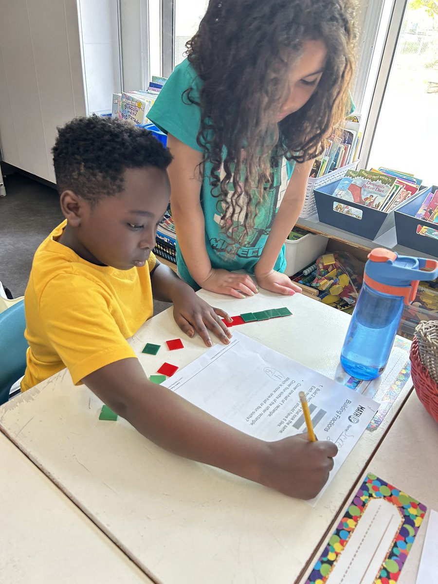 MsJSeas's tweet photo. Grade 2โs comparing fractions, โI can figure out which of 2 fractions is greaterโ @EASetonOCSB #MathUp https://t.co/FrTWUUaTPs