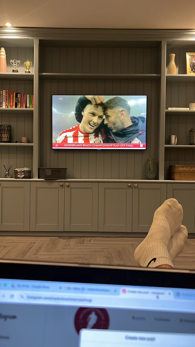 maxtalksfootbal's tweet image. Playoffs ay? Absolutely bonkers. #Sunderland #CoventryCity