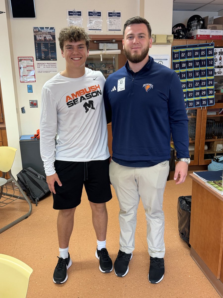 Anthony Vitti (@vitron5) on Twitter photo Thank you <a href="/CoachBarr74/">PJ Barr</a> and <a href="/Bucknell_FB/">Bucknell Football</a> for sharing some time today with us <a href="/MamkFootball/">Mamaroneck Football</a> 🧠🏈🔥@willprevost08 Thank you <a href="/CoachBarr74/">PJ Barr</a> and <a href="/Bucknell_FB/">Bucknell Football</a> for sharing some time today with us <a href="/MamkFootball/">Mamaroneck Football</a> 🧠🏈🔥@willprevost08