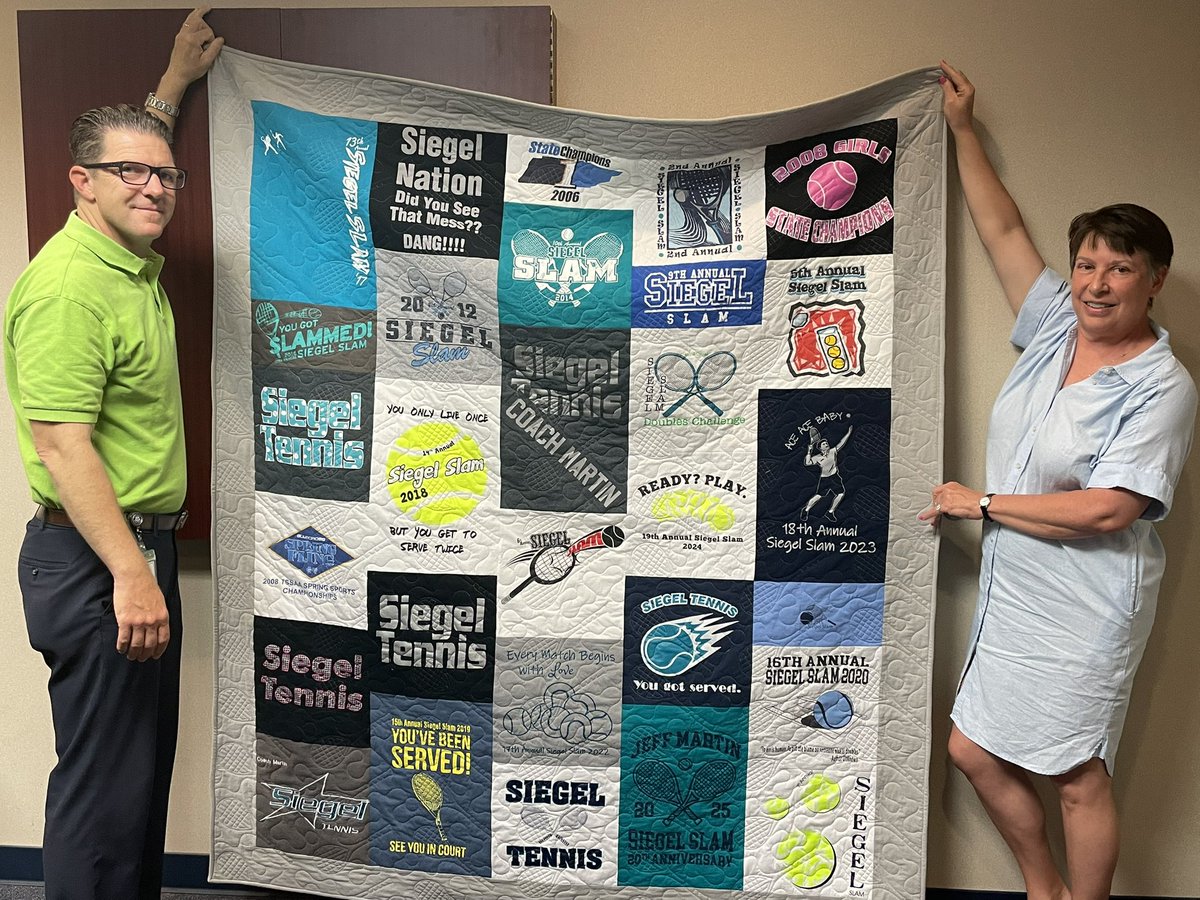 Trey Ondrus (@siegelap9) on Twitter photo Day 160: <a href="/kcollier626/">Kristie Collier</a> created this masterpiece in honor of our beloved Tennis Coach and Chemistry Teacher, Jeff Martin. Today, Miss Coach, Laura Martin, stopped by to receive this amazing quilt to symbolize the Legacy of Coach Martin. ❤️🥲<a href="/SiegelHighStars/">Siegel High School</a> <a href="/SiegelAthletics/">Siegel Athletics</a> #P2BASS Day 160: <a href="/kcollier626/">Kristie Collier</a> created this masterpiece in honor of our beloved Tennis Coach and Chemistry Teacher, Jeff Martin. Today, Miss Coach, Laura Martin, stopped by to receive this amazing quilt to symbolize the Legacy of Coach Martin. ❤️🥲<a href="/SiegelHighStars/">Siegel High School</a> <a href="/SiegelAthletics/">Siegel Athletics</a> #P2BASS