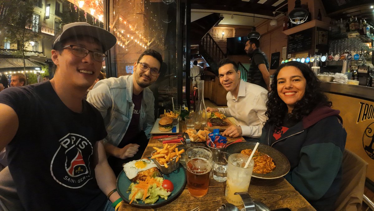 After <a href="/parisjug/">Paris JUG</a> dinner with our speakers <a href="/ZinebBendhiba/">Zineb Bendhiba (🦋 @zinebbendhiba.com)</a> and Salahddine Aberkan. Thanks a lot for the great talks 🩷💪👏