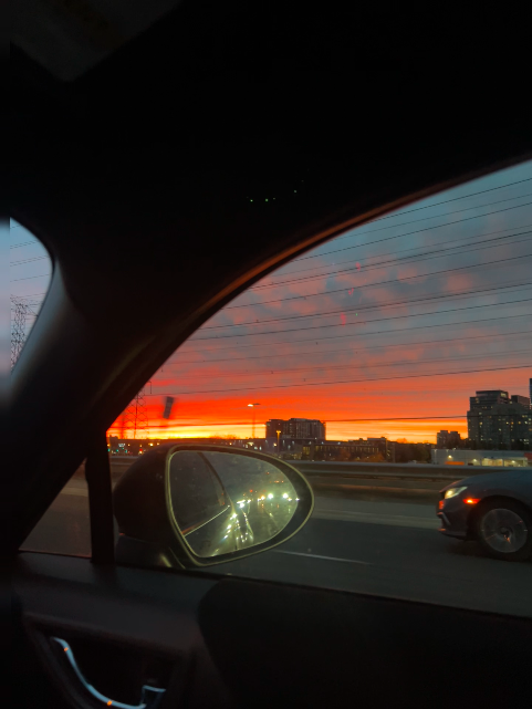 The sunset is beautiful🌥️