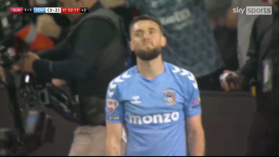 h a r v e y 🦢 tweet media