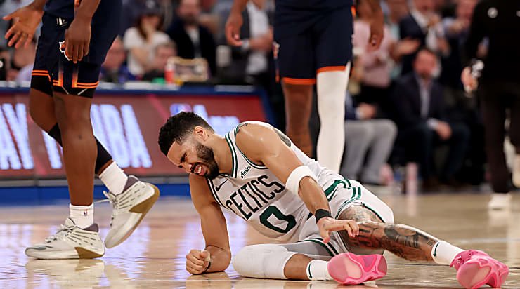NowCastTo's tweet image. Jayson Tatum injury update: Latest news on Celtics star's ruptured Achilles🙏🏾