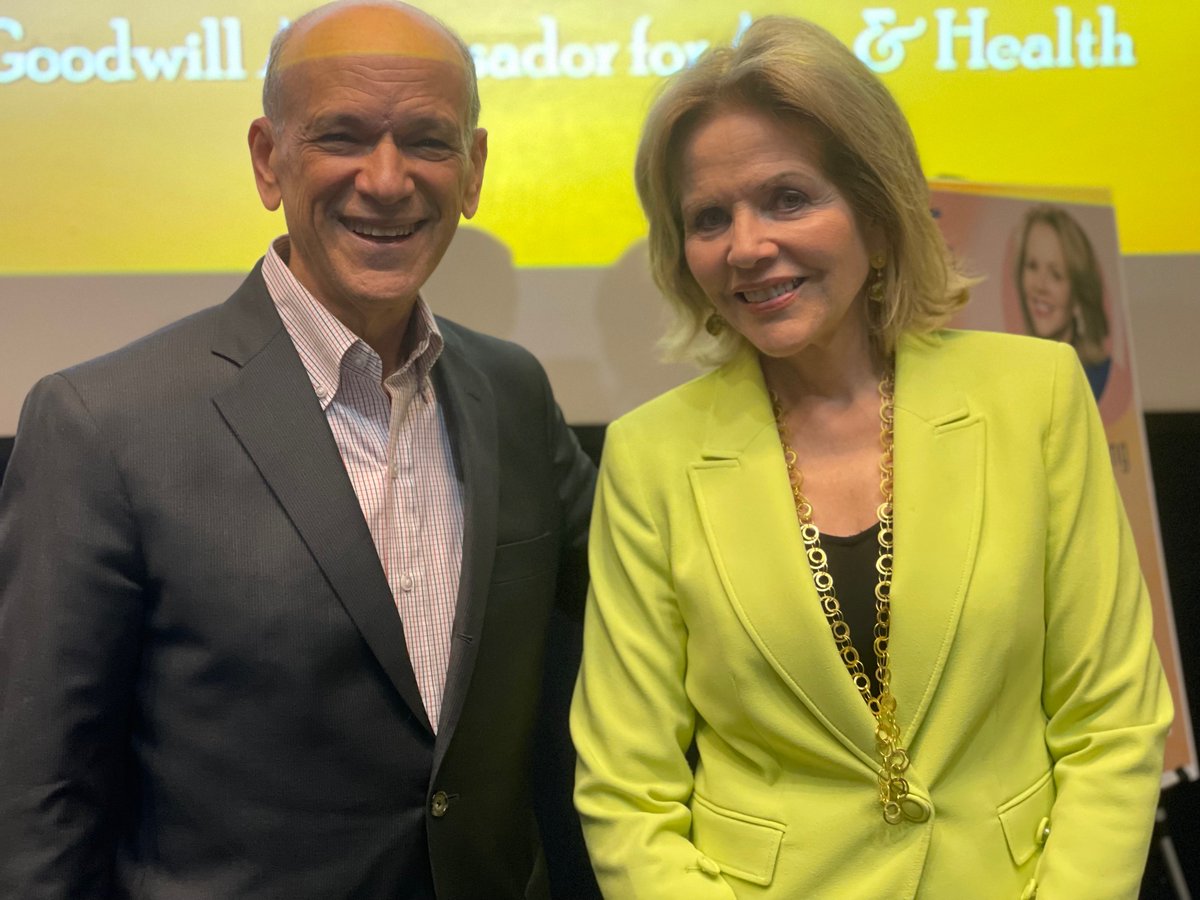 Eric J. Nestler, MD, PhD (@ericjnestler) on Twitter photo It was a great honor earlier today to host RenƩe Fleming at <a href="/SinaiBrain/">Friedman Brain Institute</a> to highlight the ability of music and other creative arts to promote brain health and offer relief for people with a neurological or psychiatric disorder, offering inspiration and exciting ideas for science. It was a great honor earlier today to host RenƩe Fleming at <a href="/SinaiBrain/">Friedman Brain Institute</a> to highlight the ability of music and other creative arts to promote brain health and offer relief for people with a neurological or psychiatric disorder, offering inspiration and exciting ideas for science.