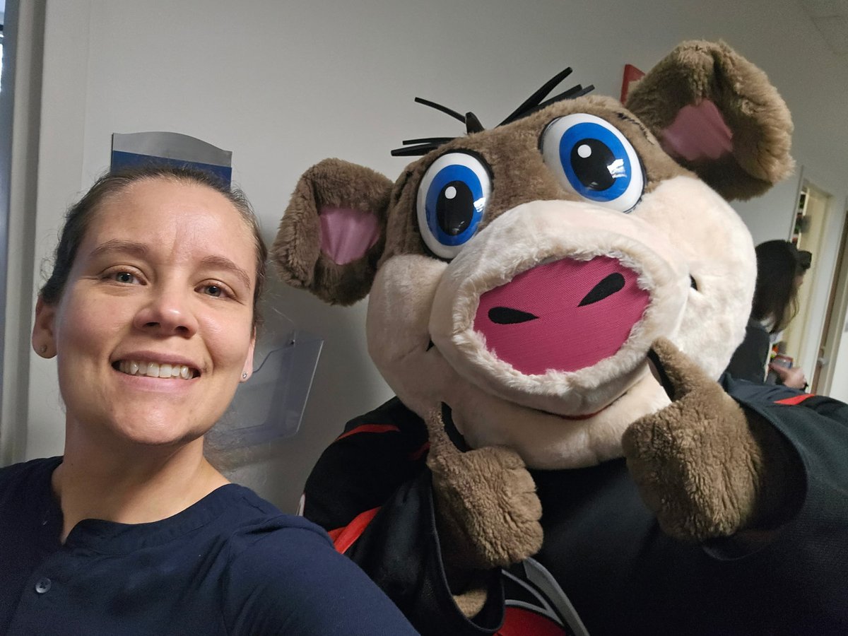 raleighpolice's tweet photo. Stormy gave the Raleigh Police Department a suprise visit today! We thank the Carolina Hurricanes for supporting us during National Police Week.❤️ Congratulations on your big win last night!

#CarolinaHurricanes #Canes #RaleighPD #RPDStrong #NationalPoliceWeek https://t.co/b9siolfHgA