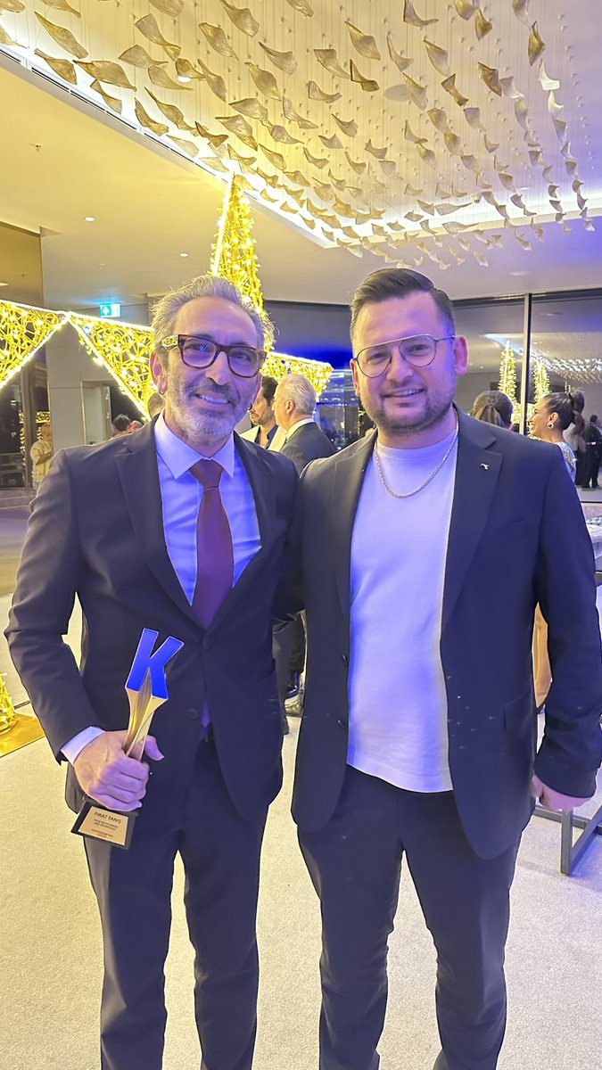 nesimiatescom's tweet image. Sevgili @muammerkapucuoglu ‘nun adına yakışır #klassödülleri gecesinden..

Emeği gen herkesi tebrik ederim, birlikte daha gidecek çok #yolumuzvar 🫶🌱

@klassmagazin 🤝 @dnkreatif_resmi 🤝 @tatilimsensincom