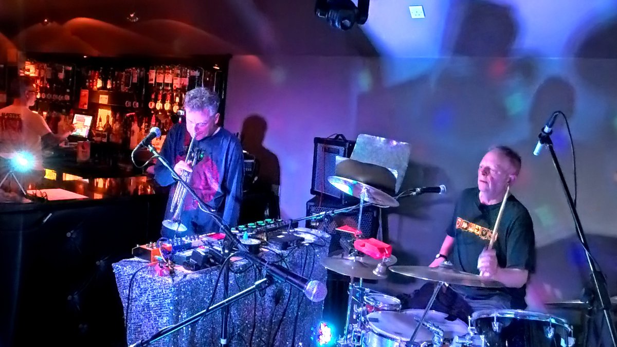 A great week recording in the Orkney Isles culminated in this fab gig at The Torvhaug in Kirkwall ... featuring Billy on Cello.
Thanks for coming along... the warmth of the Orcadians was second to none ... we had such a good time