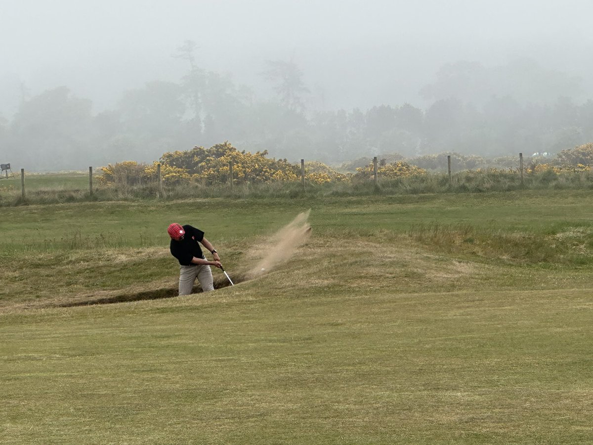 Fernanman42's tweet image. A truly surreal golfing experience playing the Eden Course of @TheHomeofGolf
Shot a 94 with some putting struggles, but it’s impossible to have a bad round on these greens. The scenery is so peaceful, especially with the traditional Scottish fog. Can’t wait to come back! 🏌🏽♂️⛳️🏴
