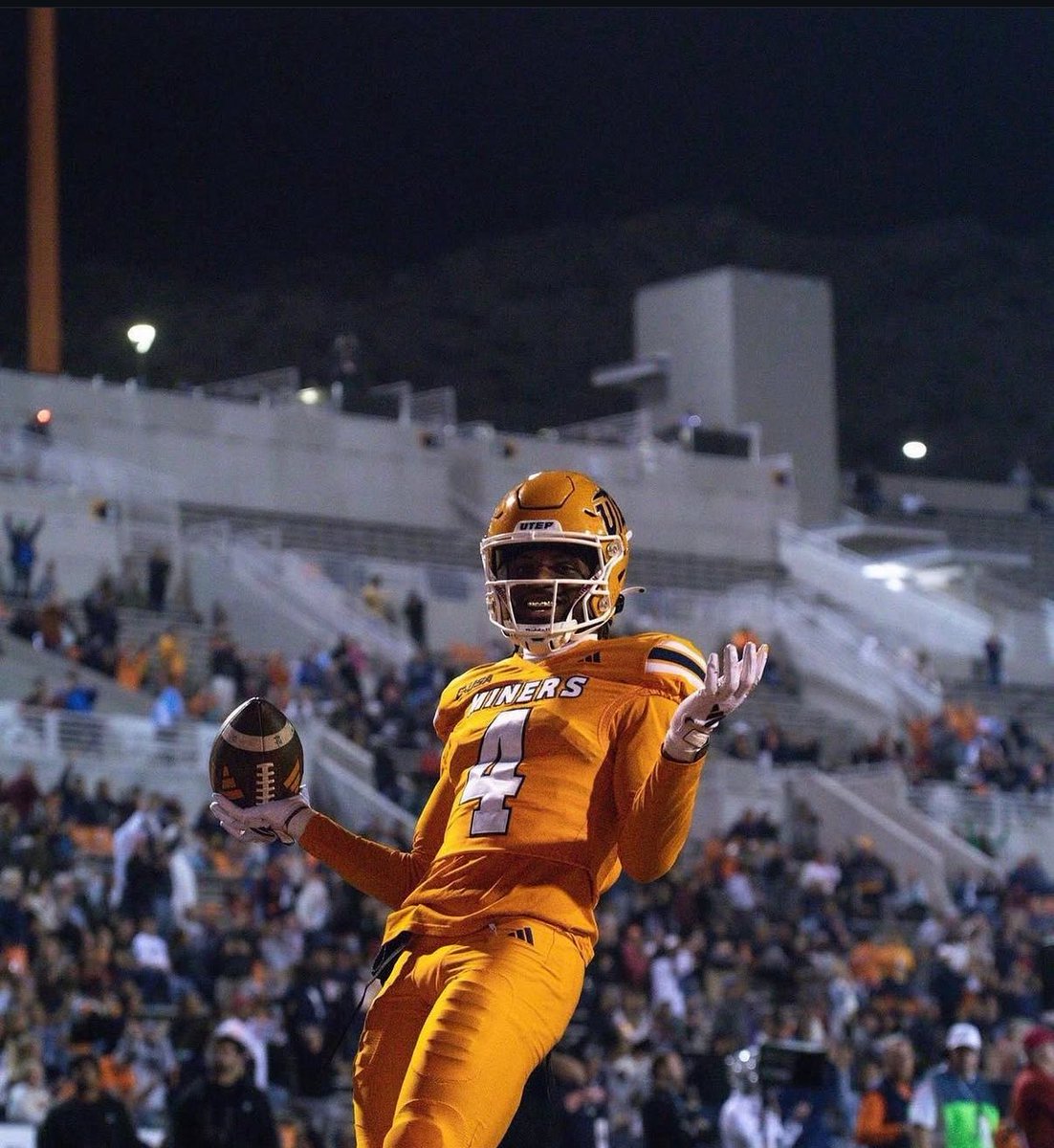 Aiden "A3" Evans (@ace4six) on Twitter photo #AGTG I am blessed to receive an offer from Utep!! #PicksUp
<a href="/CoachPappalardo/">Joe Pappalardo</a>
<a href="/LHSFball/">Lewisville Football</a> <a href="/CoachCHall/">Chris Hall</a> <a href="/Coach_Olla/">Nick Olla</a> <a href="/modle1112/">Michael Odle</a> <a href="/CoachMcLa/">Gabe McLaughlin</a> <a href="/CoachBMathis/">BeeJay Mathis</a> #AGTG I am blessed to receive an offer from Utep!! #PicksUp
<a href="/CoachPappalardo/">Joe Pappalardo</a>
<a href="/LHSFball/">Lewisville Football</a> <a href="/CoachCHall/">Chris Hall</a> <a href="/Coach_Olla/">Nick Olla</a> <a href="/modle1112/">Michael Odle</a> <a href="/CoachMcLa/">Gabe McLaughlin</a> <a href="/CoachBMathis/">BeeJay Mathis</a>