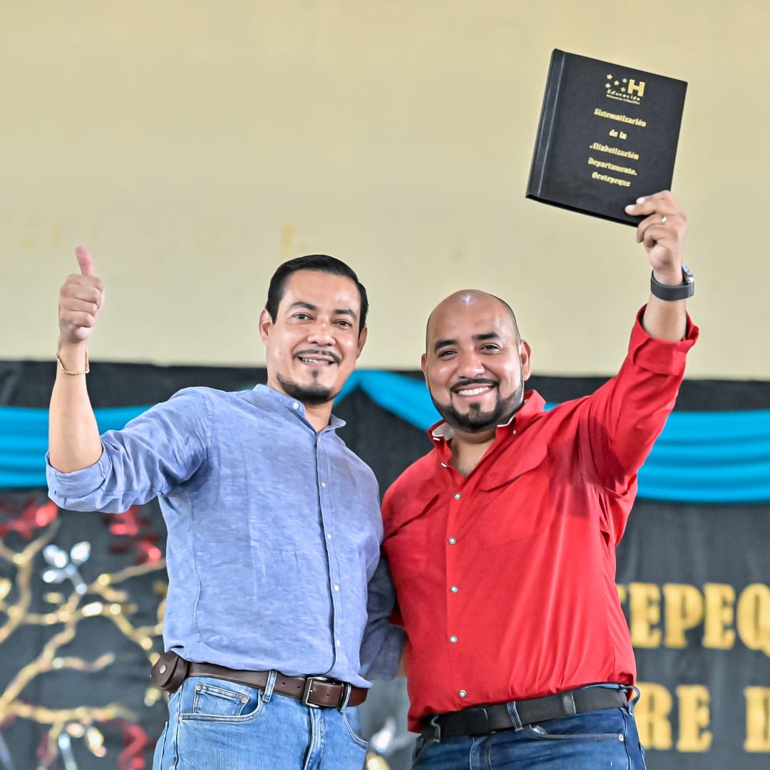 ¡Ocotepeque es el departamento número 15 libre de analfabetismo! 📚👏🏼

Muchos han cuestionado el Programa Nacional de Alfabetización “José Manuel Flores Arguijo”, pero hay algo que no se puede negar: las miles de historias de vida marcadas por la superación.

Para muchos de