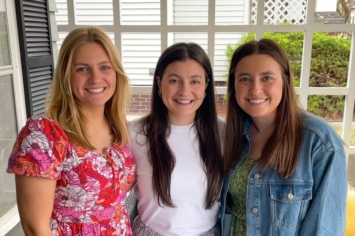 Sarah Glover just walked across the stage at Briar Cliff — following not just in her sisters’ footsteps, but also helping lead the student body, just like they did. 

Read how the Glover sisters left their mark on The Cliff.

 🔗 bit.ly/3F66J9c