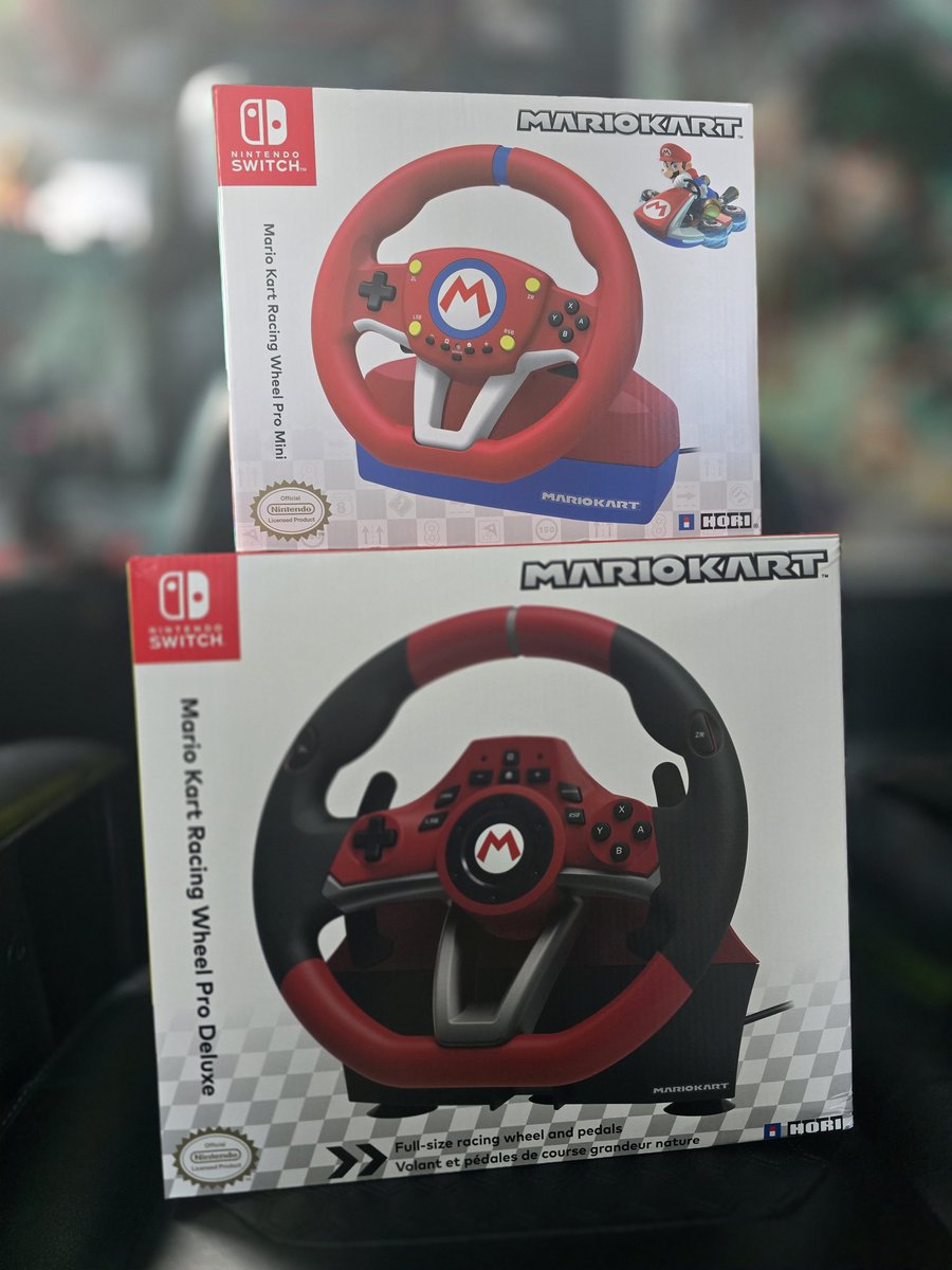 Game nights just got intense! 😅😅 

#MarioKart #NintendoSwitch #FamilyFun #Gaming #mariokartracing #mariokartracingwheel #mariokartracingwheelprodeluxe #gaming #gamingfamily