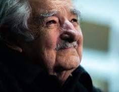 joseluis_lima's tweet image. “ Un adiós a PEPE MUJICA, el eterno luchador por la justicia y la humanidad.
De él hablaré por @CHTV_Canal6 con mi amigo @JCSantamaria3  a las 7:40 PM.
Estaré atento a sus comentarios.