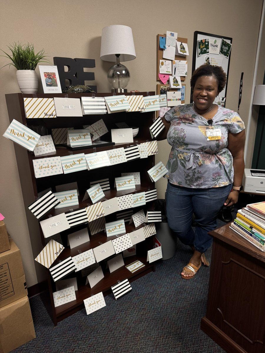 Celebrating our DI with notes of gratitude and love! <a href="/kahlams/">Kahla Middle School</a> 💛💚