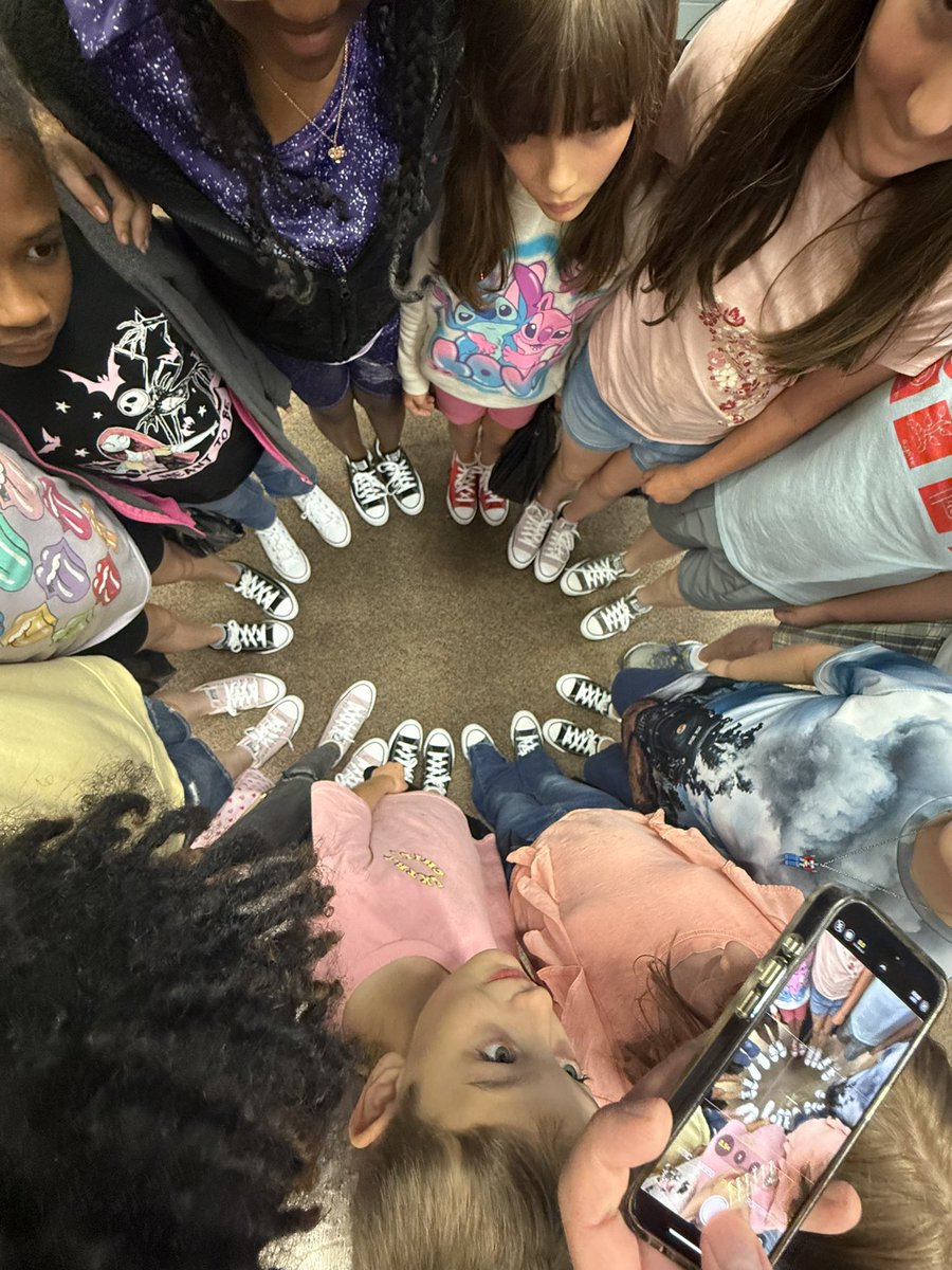sydneyrendean's tweet photo. Thank you, One Sole Purpose, for giving each @BowermanStars student a pair of Converse Chucks! It is so so appreciated! Smiles all around today 😊❤️😊 @officialSPS https://t.co/6GH9vXOU44