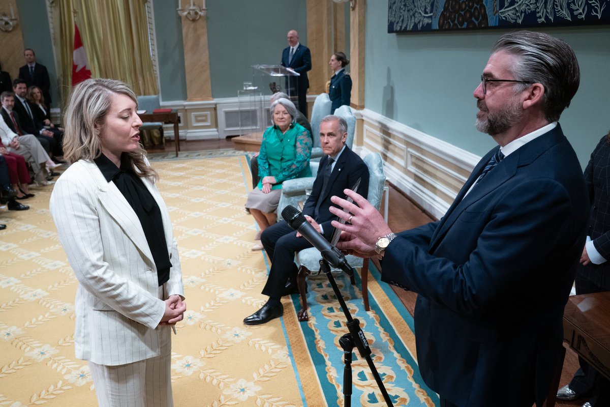 Mélanie Joly tweet media