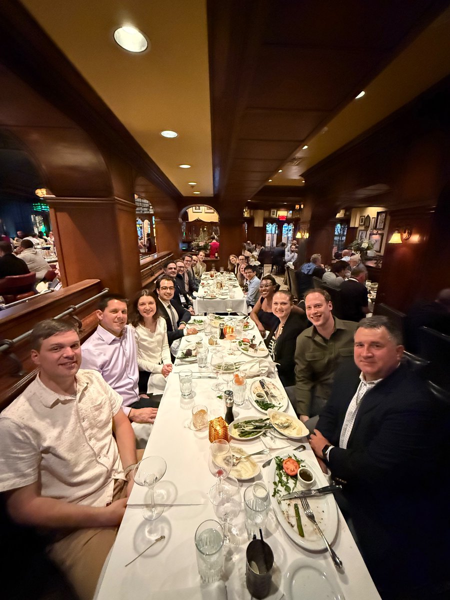 Colon_Doc's tweet image. Had a wonderful time catching up with friends at @OhioStateSurg #colorectalsurgery dinner at #ASCRS25