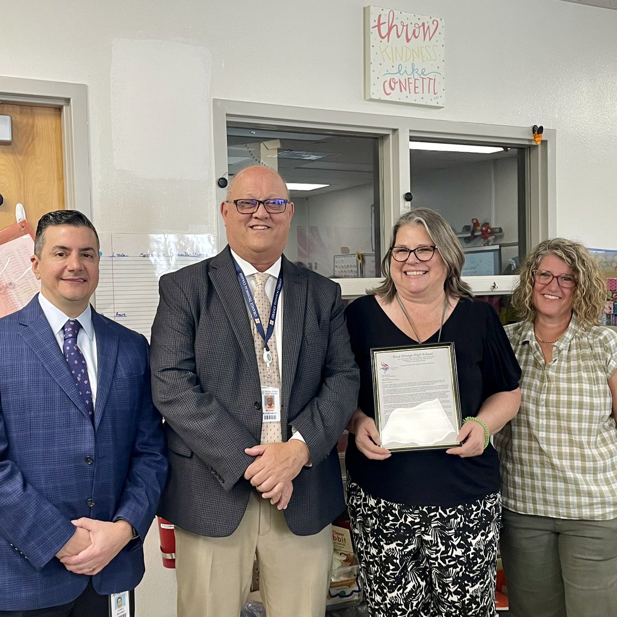 Congratulations to Mrs. Hillman! 
Today, she was honored with a heartfelt letter from a graduating senior, recognizing the incredible impact she’s made both in and out of the classroom. Thank you, Mrs. Hillman, for the lasting difference you make in the lives of your students.🌟